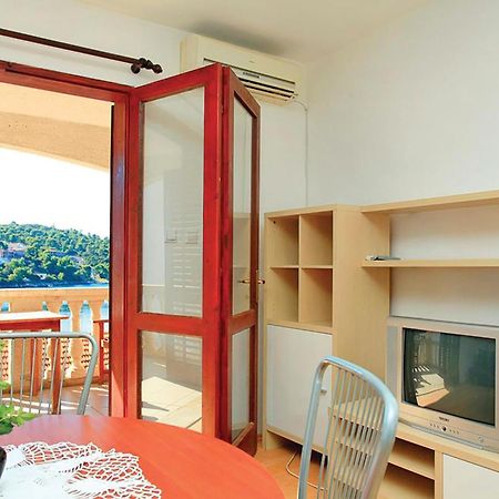 Cozy Apartment In Smokvica With Kitchen Brna Exterior foto